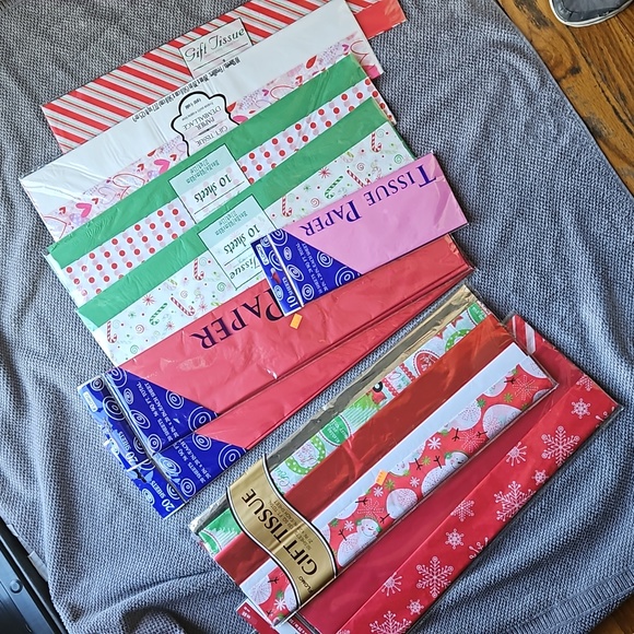 TISSUE PAPER - Picture 4 of 11